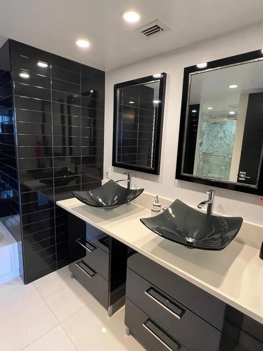 3400 Ocean Drive #905 Singer Island, FL 33404