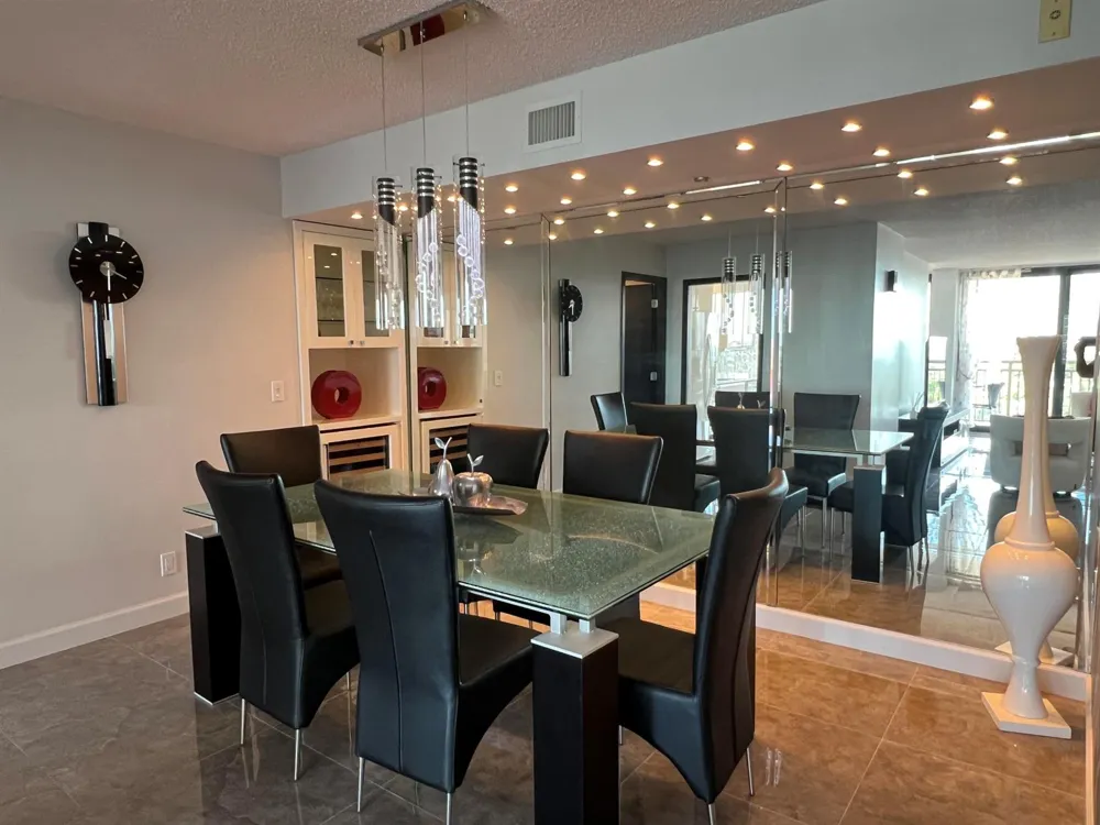 3400 Ocean Drive #905 Singer Island, FL 33404
