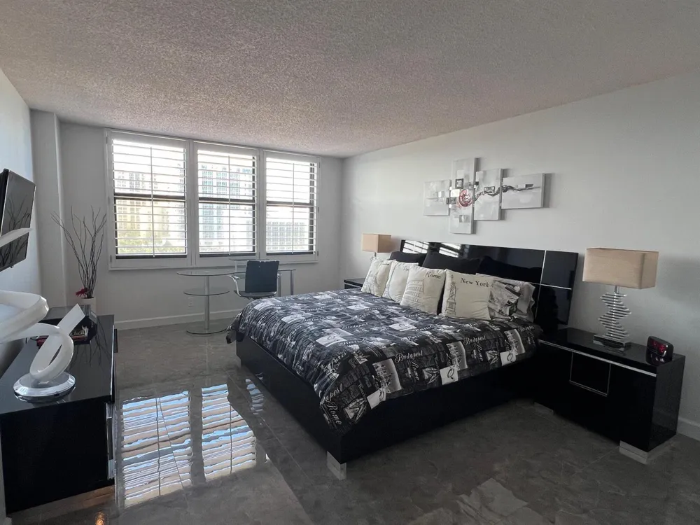 3400 Ocean Drive #905 Singer Island, FL 33404