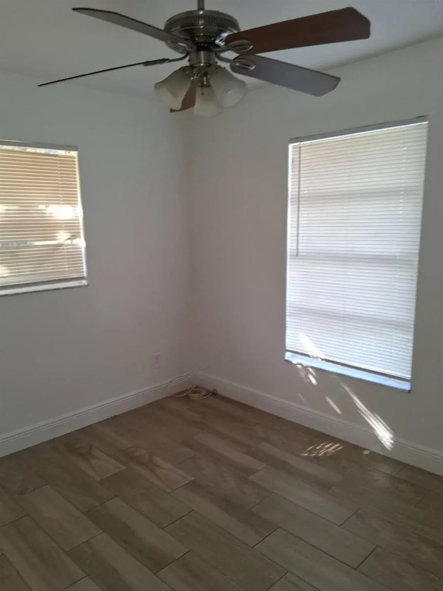 1958 Knight Street Fort Myers, FL 33916