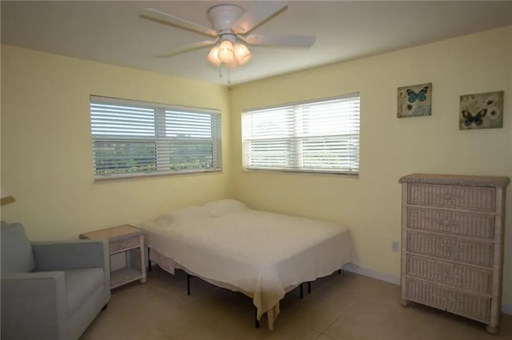 2800 Indian River Boulevard #1 Vero Beach, FL 32960