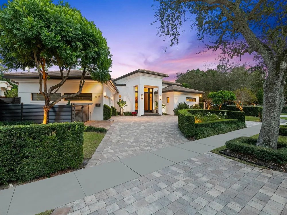 1036 SE 12th Way Fort Lauderdale, FL 33316