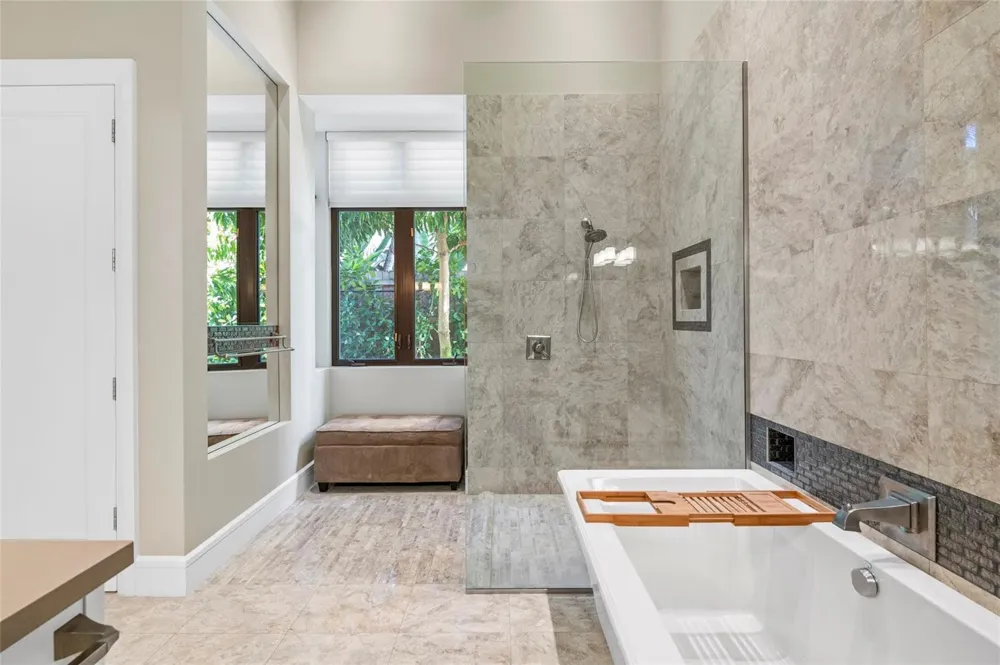 1036 SE 12th Way Fort Lauderdale, FL 33316