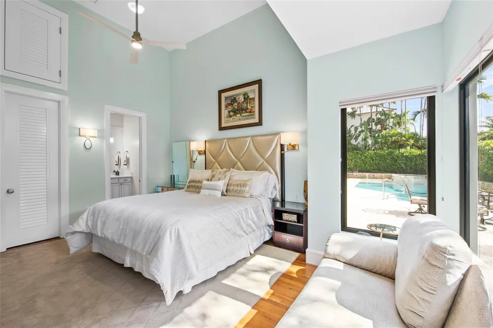 1036 SE 12th Way Fort Lauderdale, FL 33316
