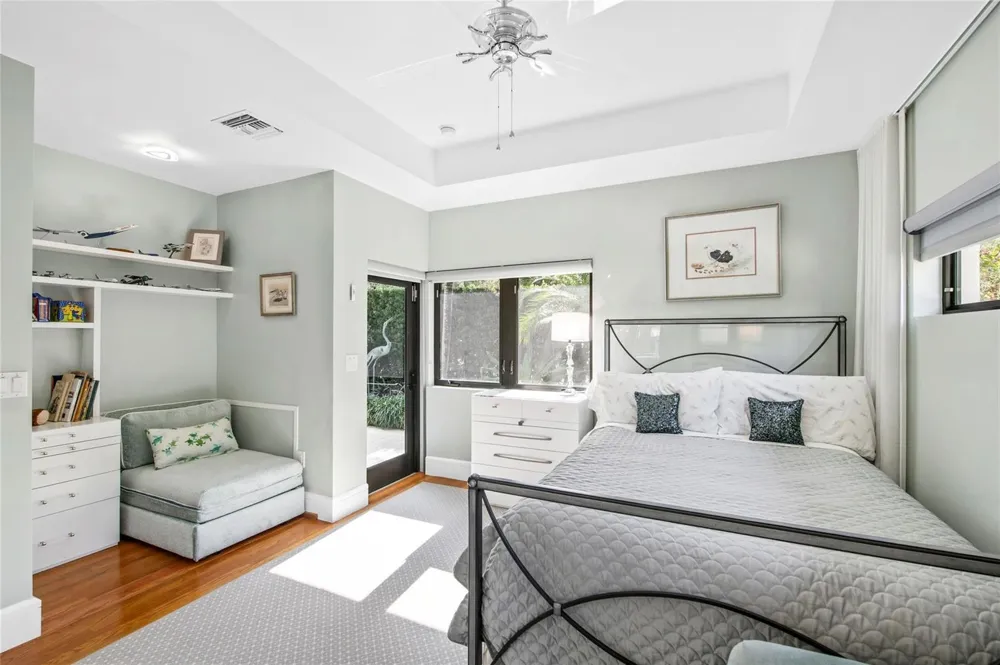 1036 SE 12th Way Fort Lauderdale, FL 33316