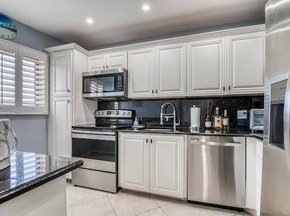 3605 S Ocean Boulevard #319 South Palm Beach, FL 33480