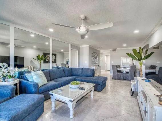 3605 S Ocean Boulevard #319 South Palm Beach, FL 33480