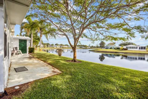 7904 Meadowlark Lane