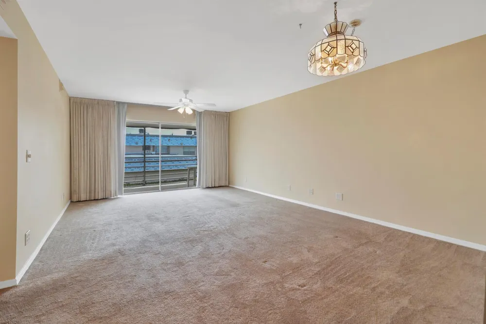 12016 Greenway Circle S #204 Royal Palm Beach, FL 33411