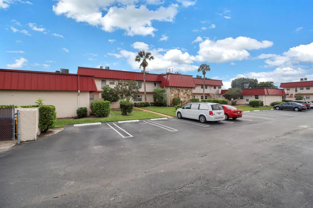 12016 Greenway Circle S #204 Royal Palm Beach, FL 33411