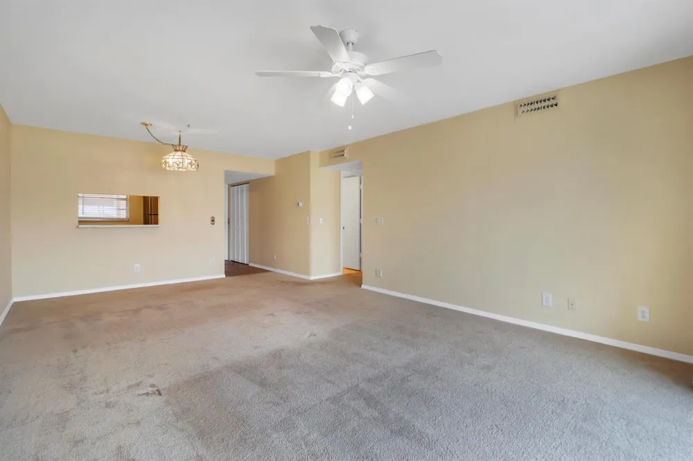 12016 Greenway Circle S #204 Royal Palm Beach, FL 33411