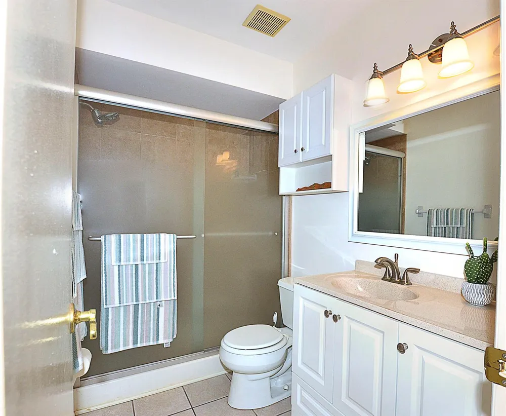 900 Jasmine Lane #9a Vero Beach, FL 32963