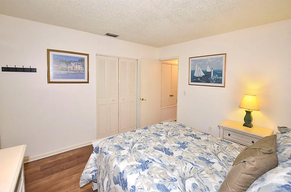 900 Jasmine Lane #9a Vero Beach, FL 32963