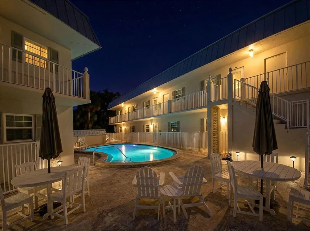 900 Jasmine Lane #9a Vero Beach, FL 32963