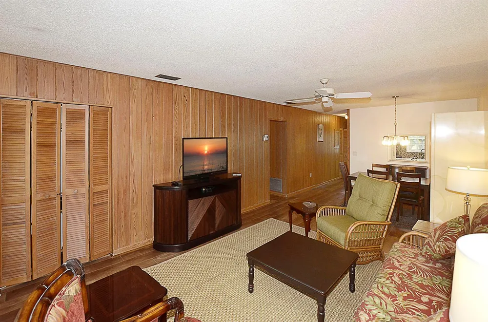 900 Jasmine Lane #9a Vero Beach, FL 32963