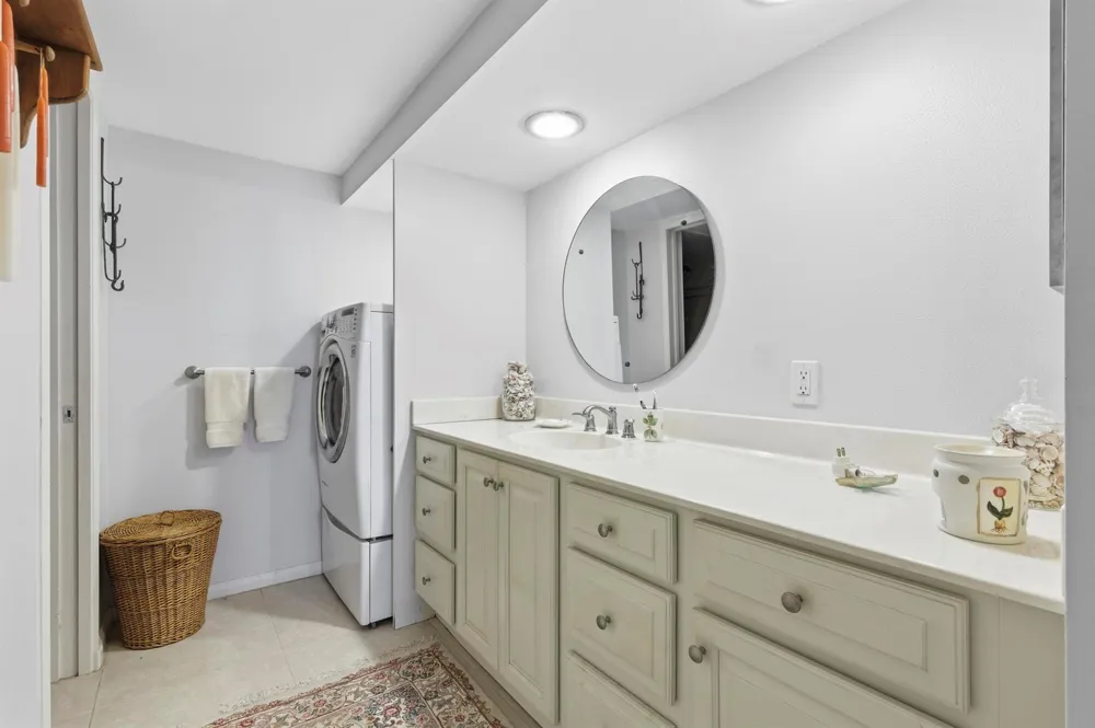 126 Lakeshore Drive #526 North Palm Beach, FL 33408