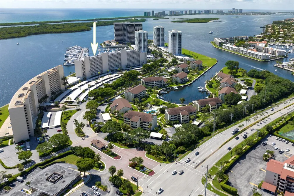 126 Lakeshore Drive #526 North Palm Beach, FL 33408