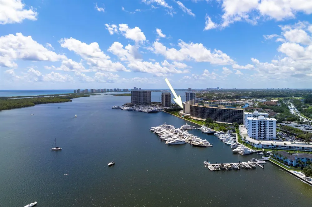 126 Lakeshore Drive #526 North Palm Beach, FL 33408
