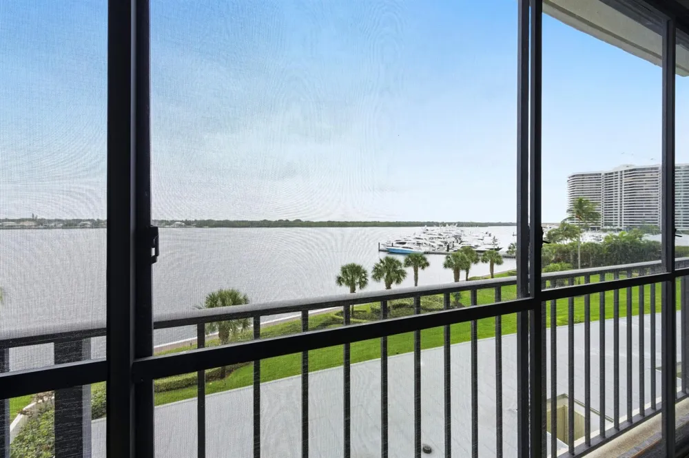 126 Lakeshore Drive #526 North Palm Beach, FL 33408