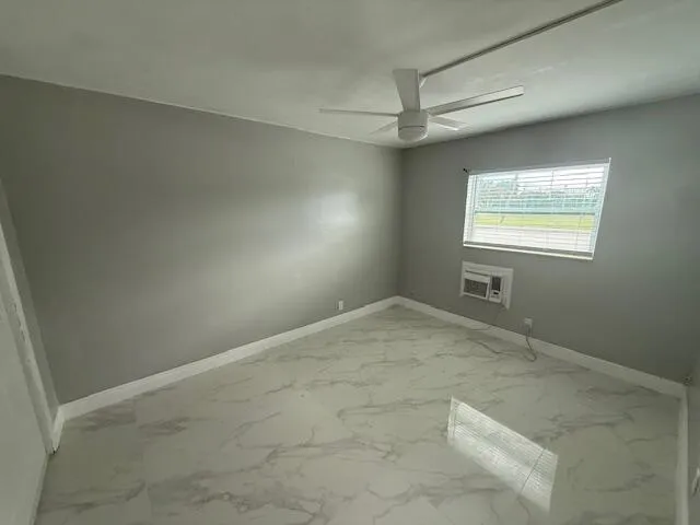810 Lake Shore Drive #19 Lake Park, FL 33403