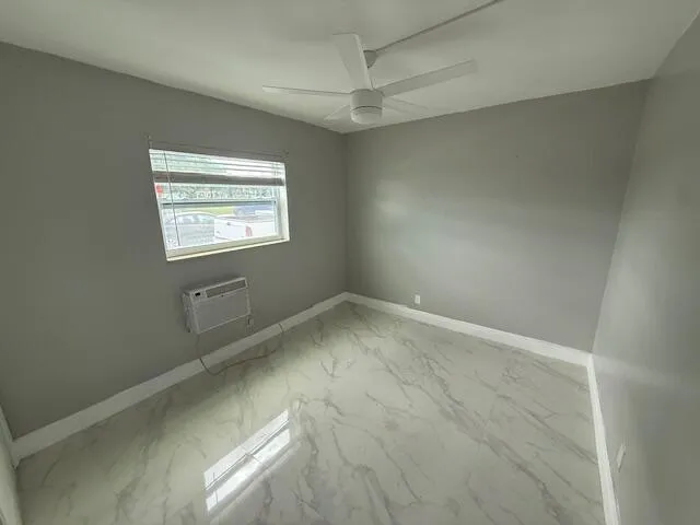 810 Lake Shore Drive #19 Lake Park, FL 33403
