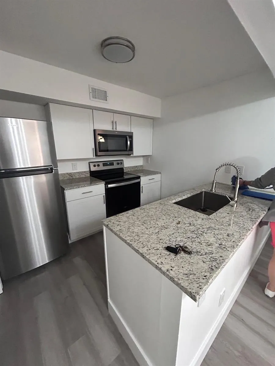 8560 NE Pineverde Lane Jacksonville, FL 32244