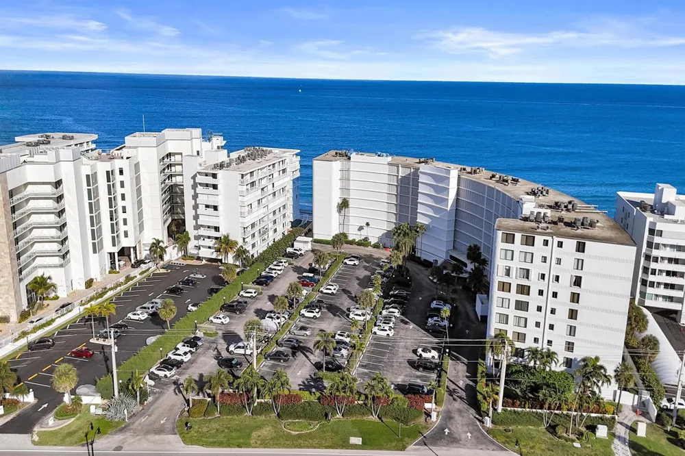 3590 S Ocean Boulevard #809 South Palm Beach, FL 33480
