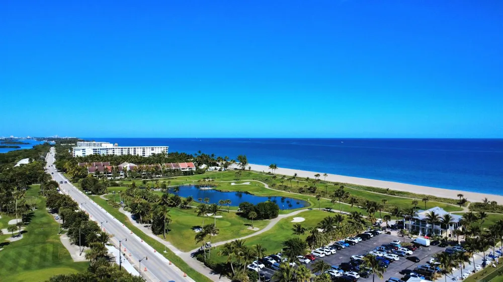 3590 S Ocean Boulevard #809 South Palm Beach, FL 33480