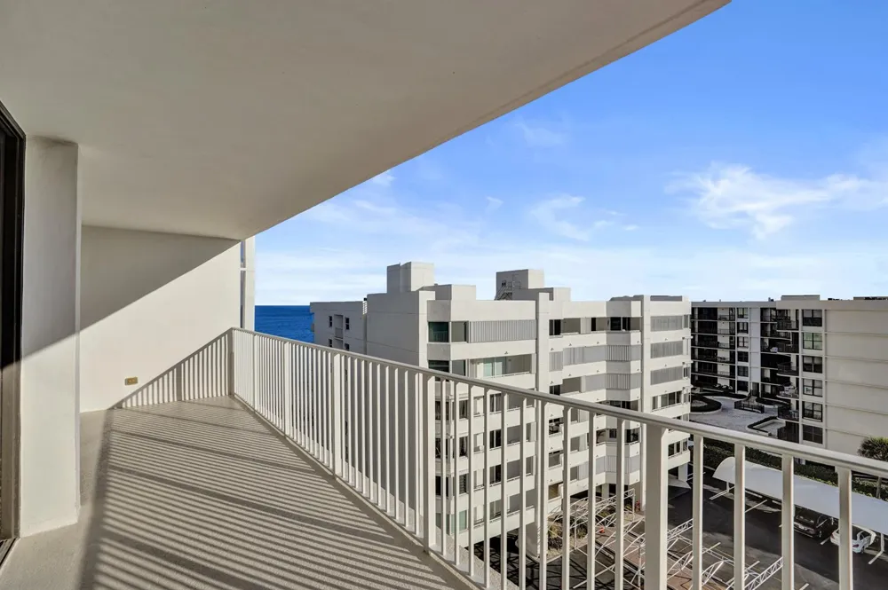 3590 S Ocean Boulevard #809 South Palm Beach, FL 33480