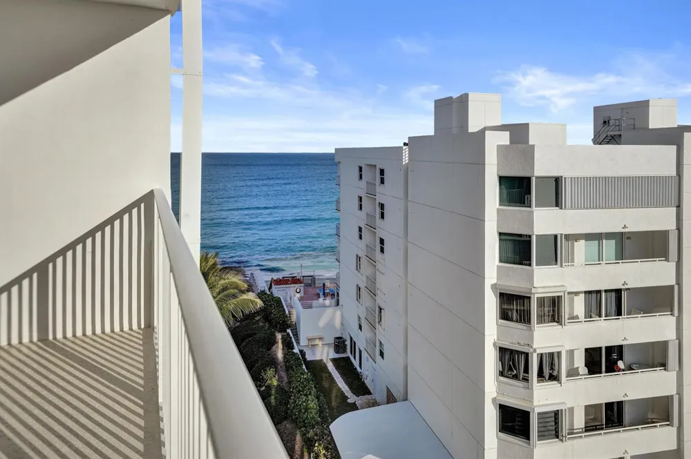 3590 S Ocean Boulevard #809 South Palm Beach, FL 33480