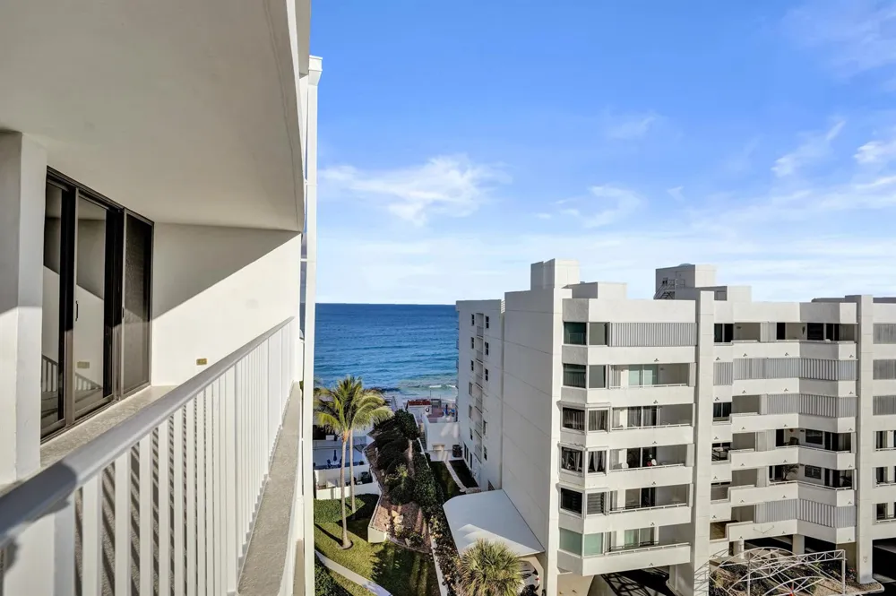 3590 S Ocean Boulevard #809 South Palm Beach, FL 33480