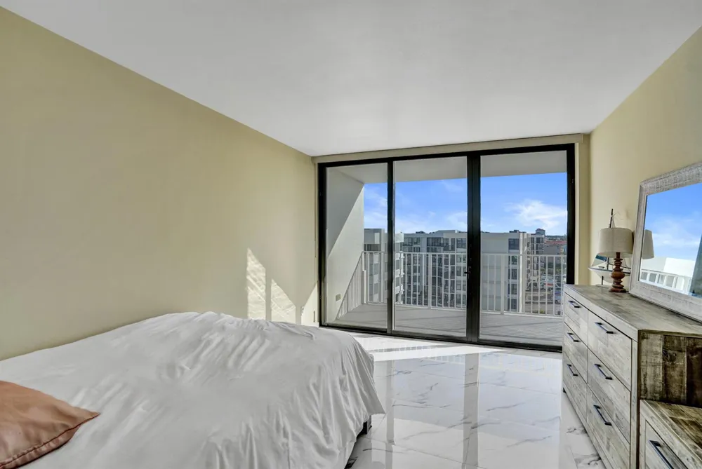 3590 S Ocean Boulevard #809 South Palm Beach, FL 33480