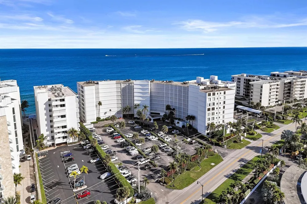 3590 S Ocean Boulevard #809 South Palm Beach, FL 33480
