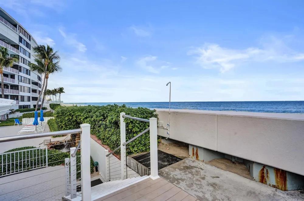 3590 S Ocean Boulevard #809 South Palm Beach, FL 33480