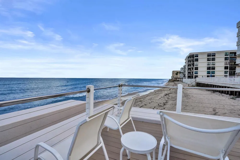 3590 S Ocean Boulevard #809 South Palm Beach, FL 33480