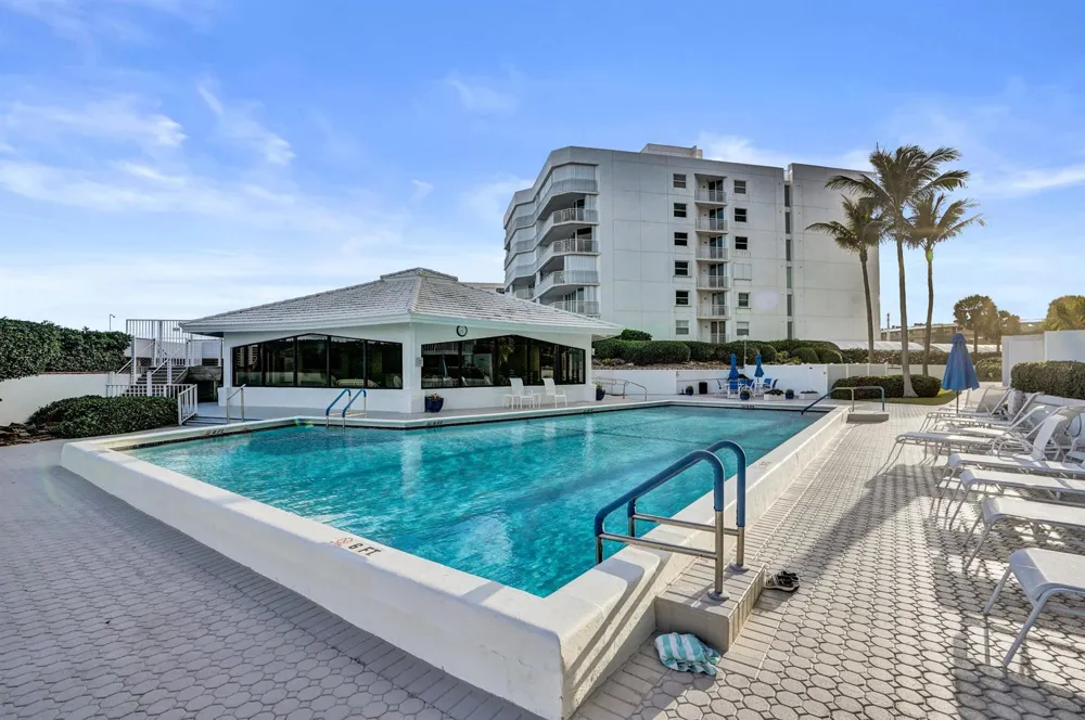 3590 S Ocean Boulevard #809 South Palm Beach, FL 33480