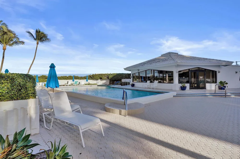 3590 S Ocean Boulevard #809 South Palm Beach, FL 33480