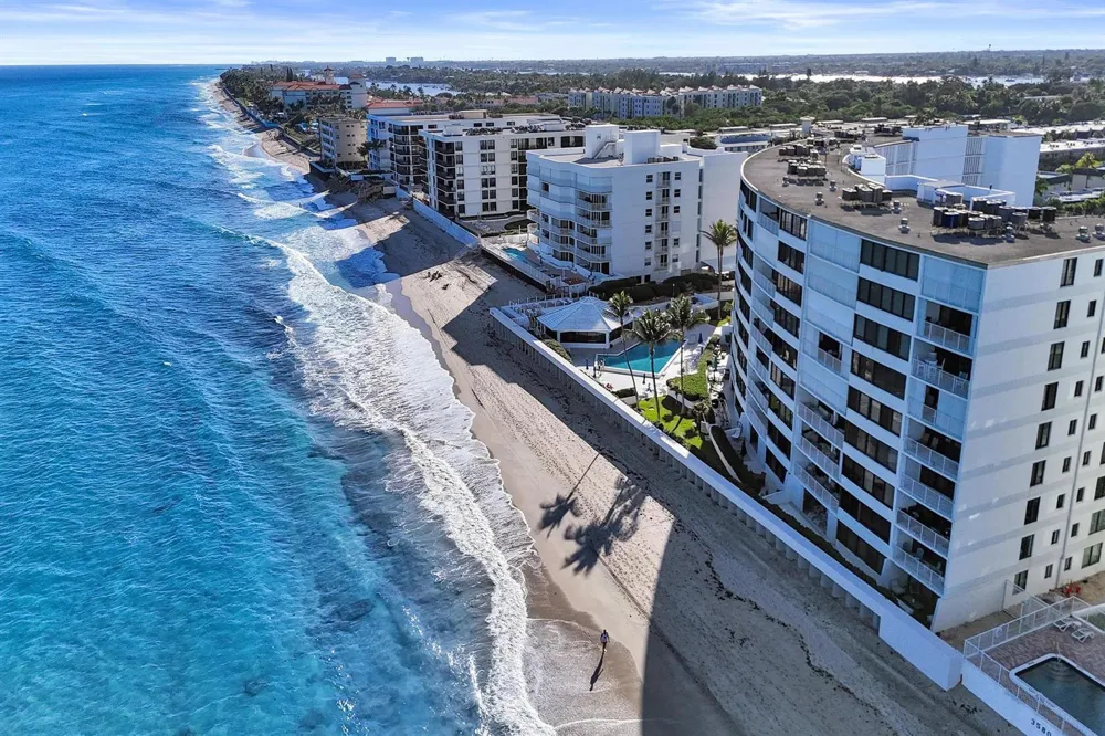 3590 S Ocean Boulevard #809 South Palm Beach, FL 33480