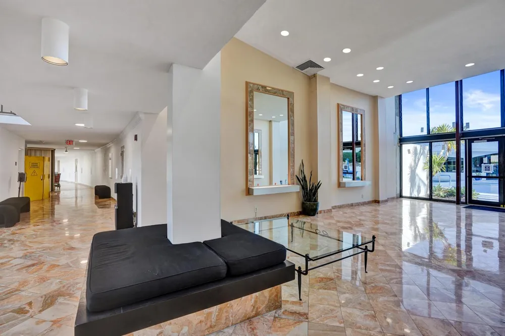 3590 S Ocean Boulevard #809 South Palm Beach, FL 33480