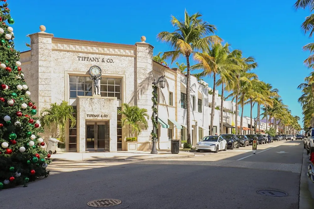 3590 S Ocean Boulevard #809 South Palm Beach, FL 33480