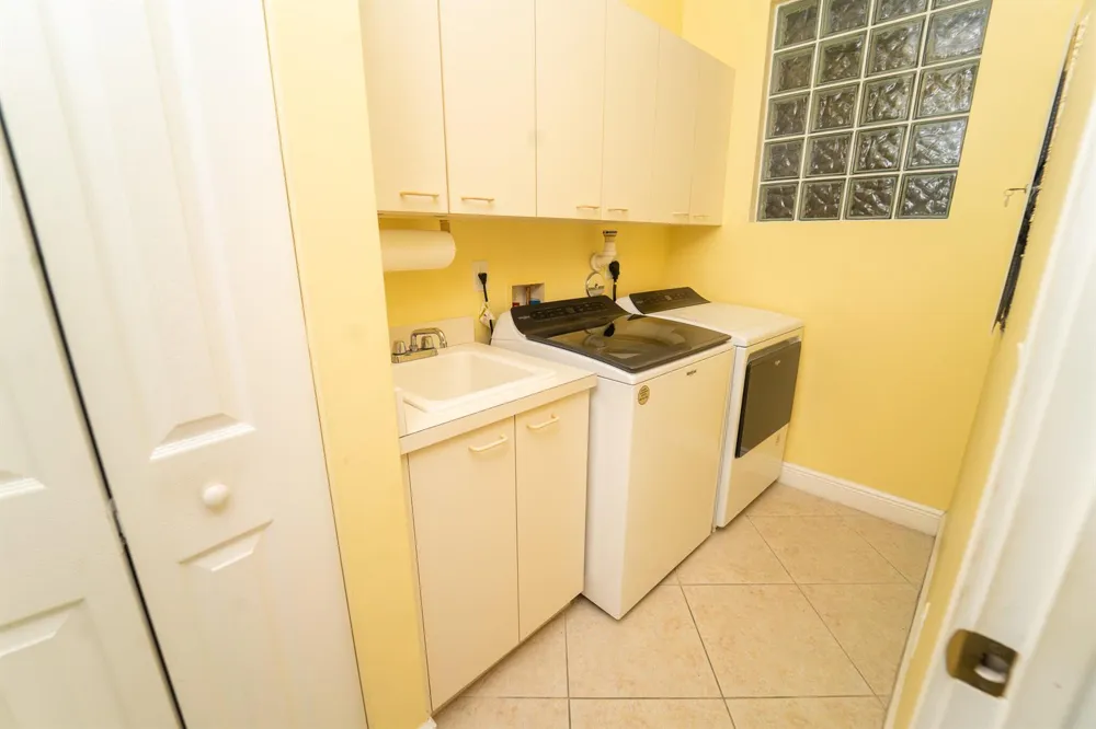 8601 Via Grande E Wellington, FL 33411