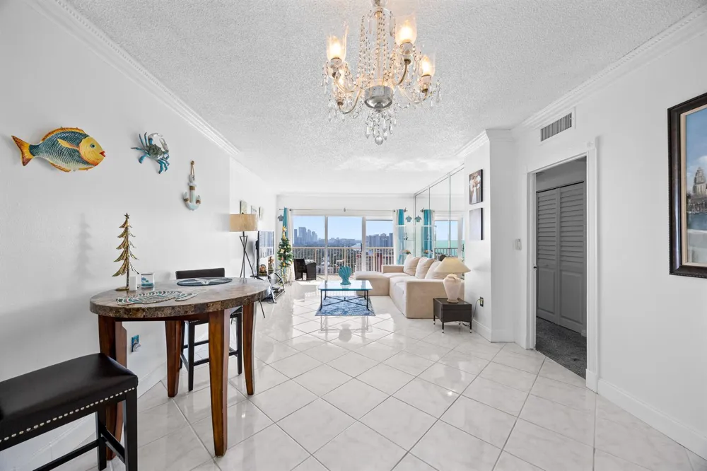 1985 S Ocean Drive #Pha Hallandale Beach, FL 33009