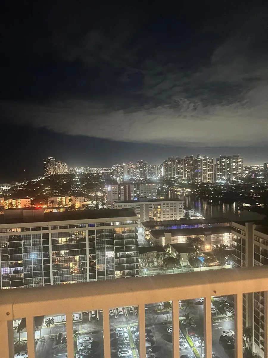 1985 S Ocean Drive #Pha Hallandale Beach, FL 33009