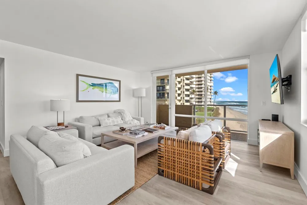 5440 Ocean Drive #306 Singer Island, FL 33404