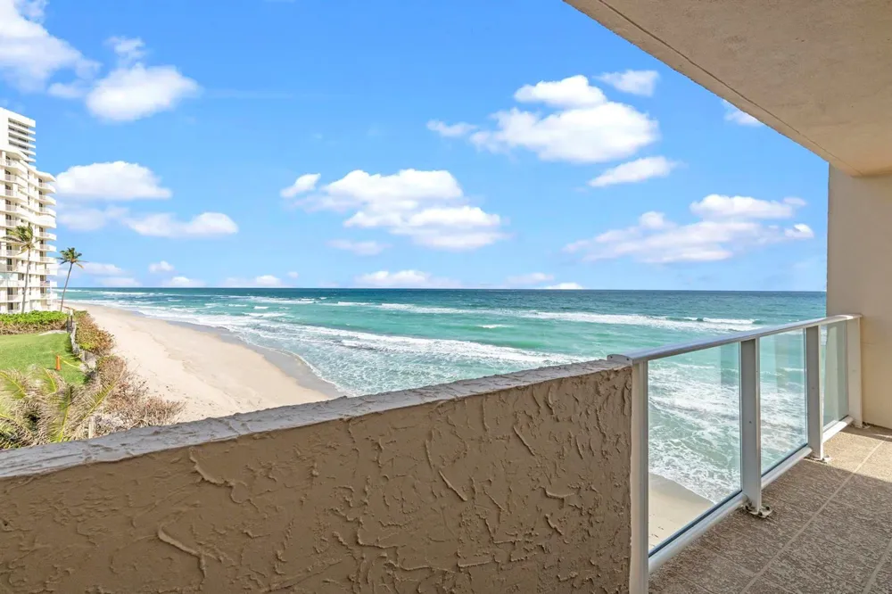 5440 Ocean Drive #306 Singer Island, FL 33404