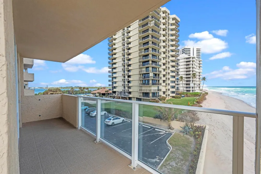 5440 Ocean Drive #306 Singer Island, FL 33404