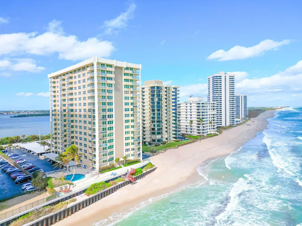 5440 Ocean Drive #306 Singer Island, FL 33404