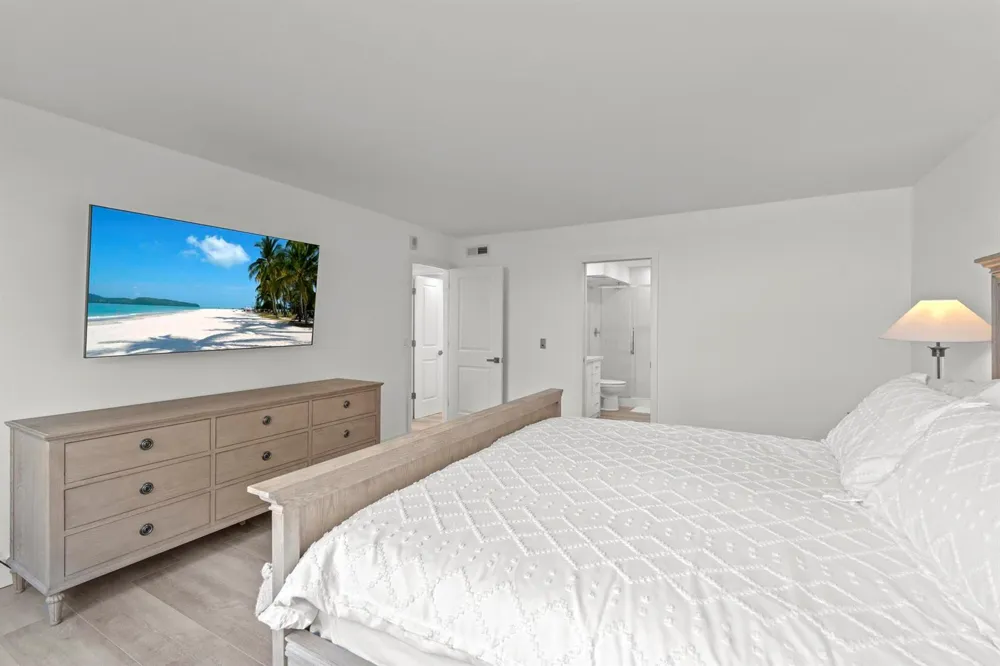 5440 Ocean Drive #306 Singer Island, FL 33404