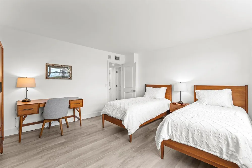 5440 Ocean Drive #306 Singer Island, FL 33404