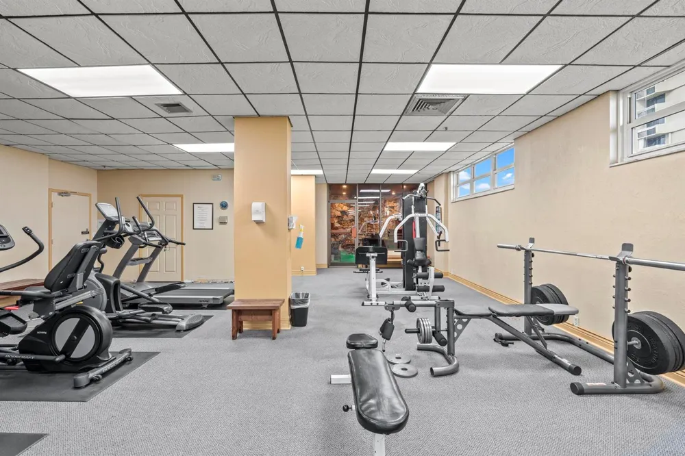 5440 Ocean Drive #306 Singer Island, FL 33404